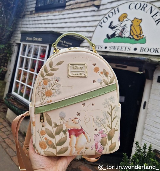 _tori.in.wonderland_